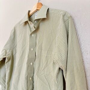 Brooks Brothers Classic Green Checkered Button Down Shirt 100% Cotton Non-Iron